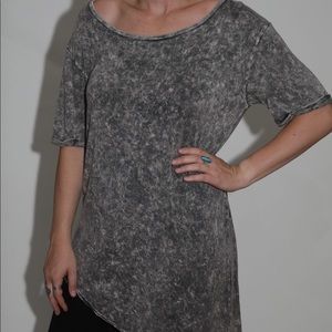 Marbled tunic top